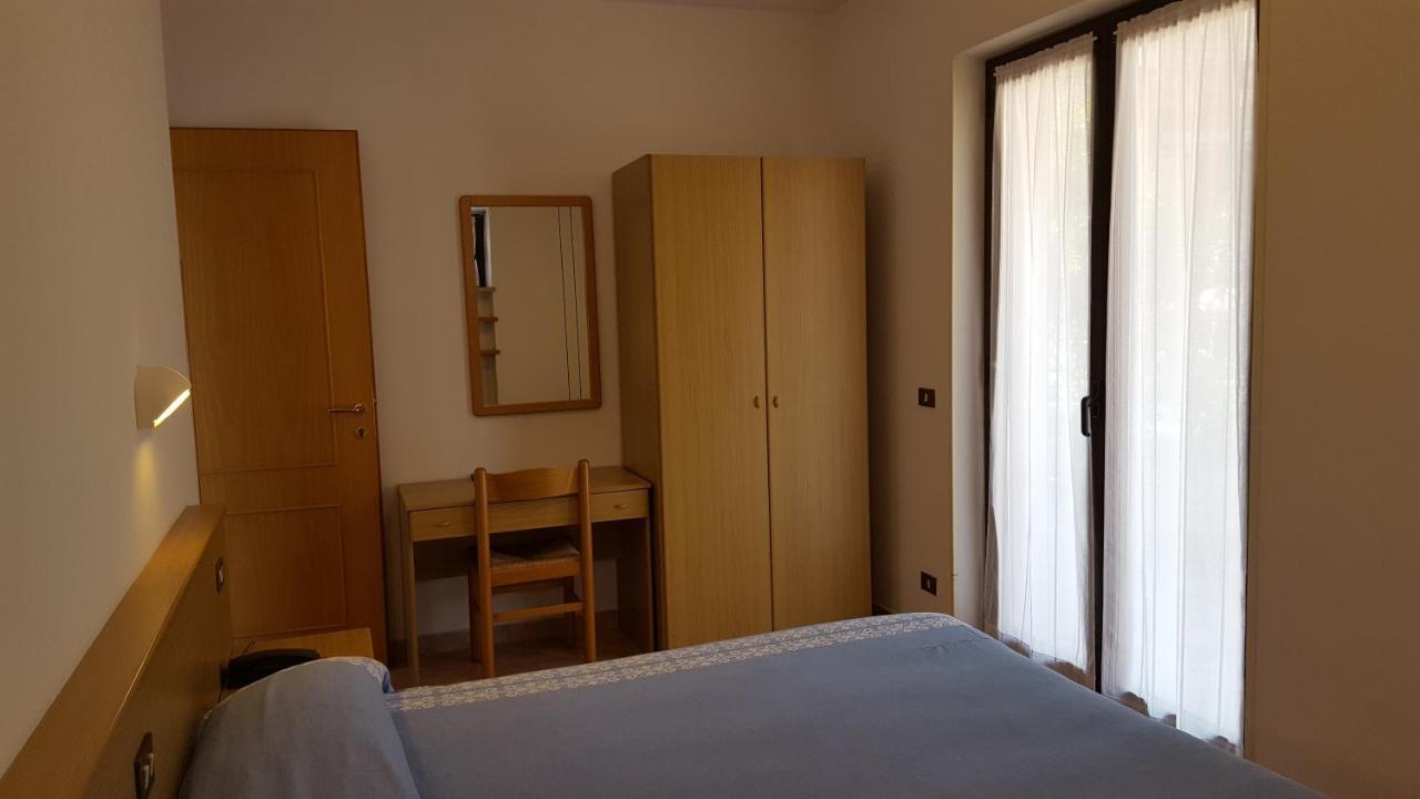 Hotel Pace Brenzone sul Garda Eksteriør billede