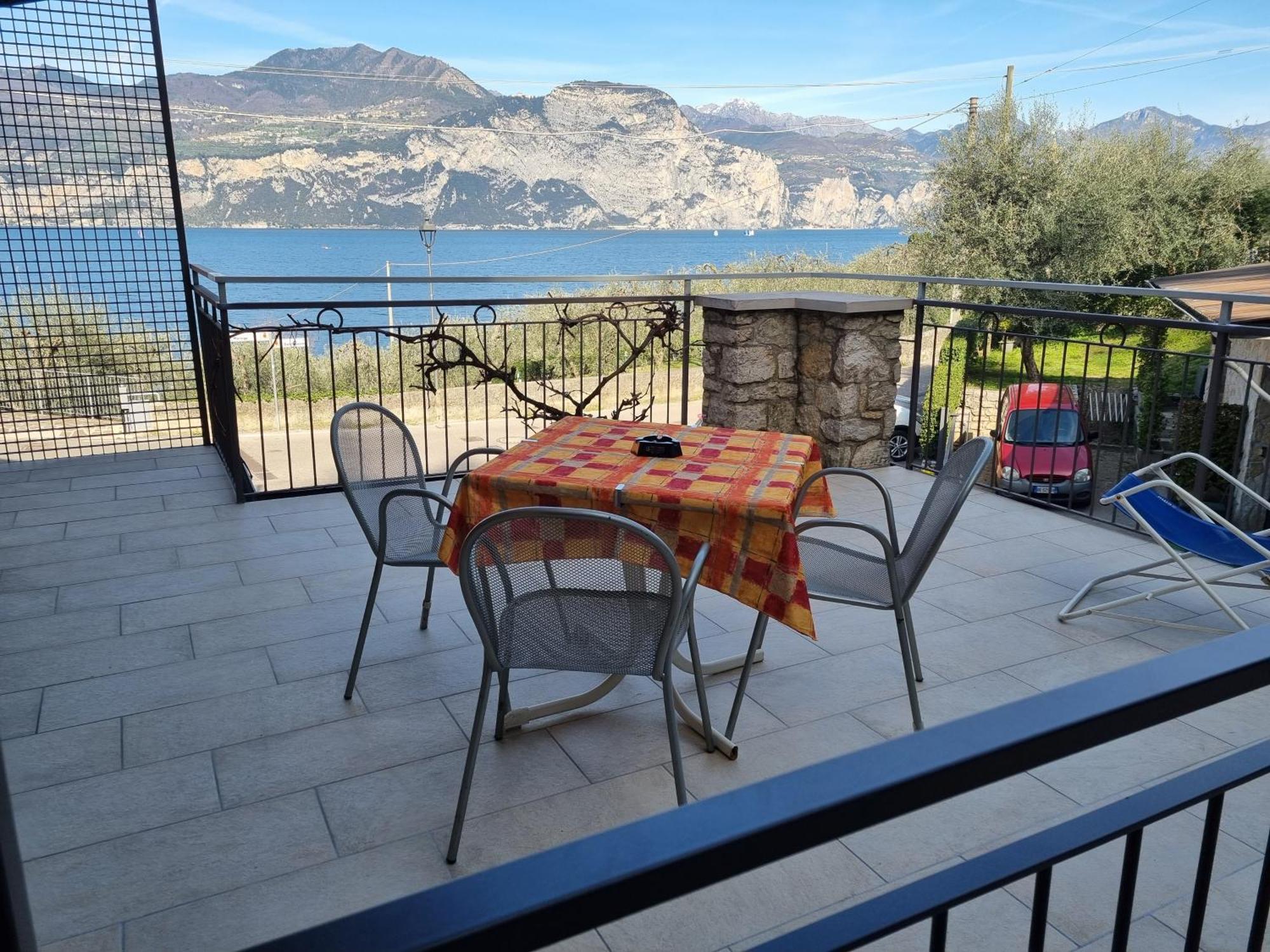 Hotel Pace Brenzone sul Garda Eksteriør billede