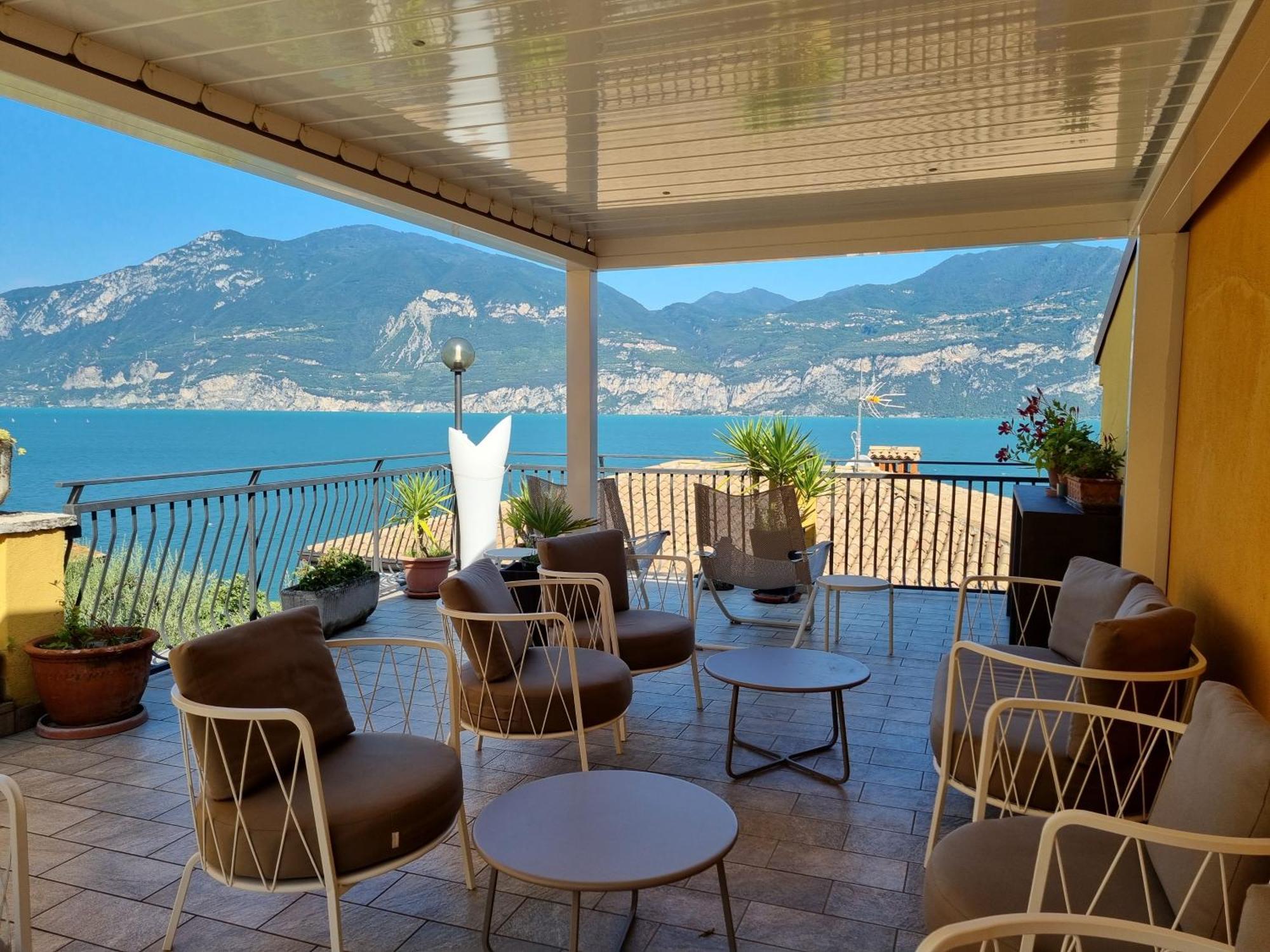 Hotel Pace Brenzone sul Garda Eksteriør billede
