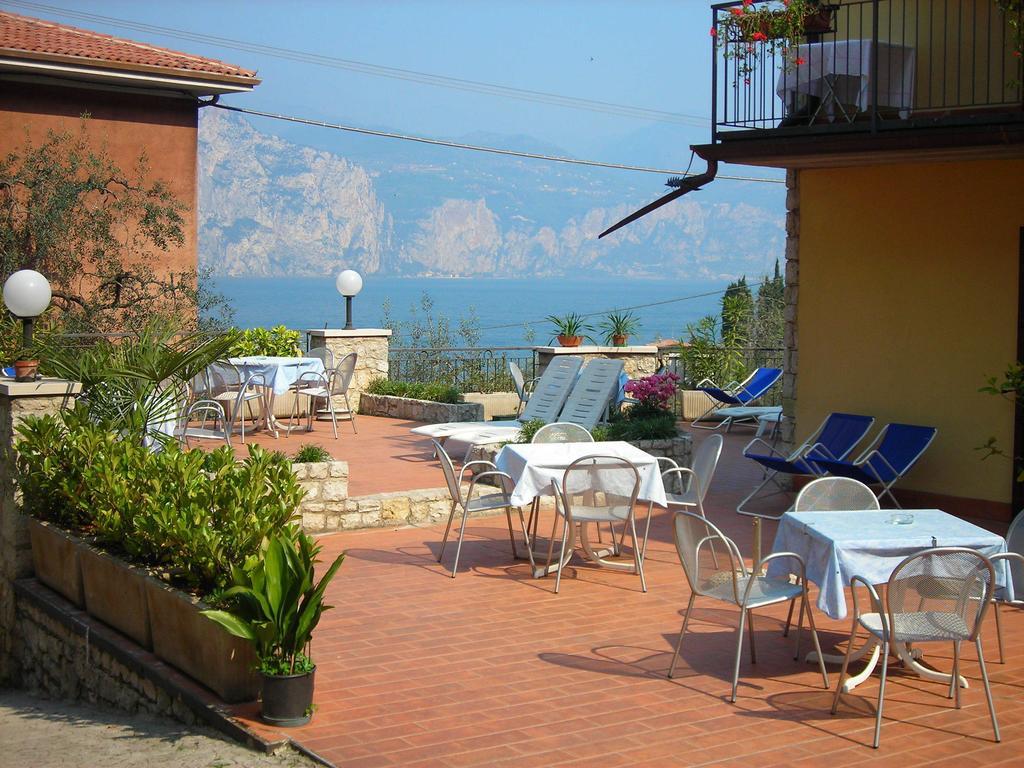 Hotel Pace Brenzone sul Garda Eksteriør billede